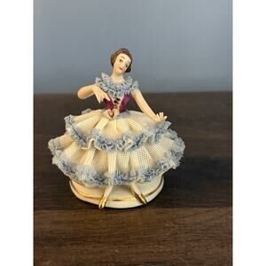 Dresden Lace Porcelain Figurine, Lady Dancer, 479 G
